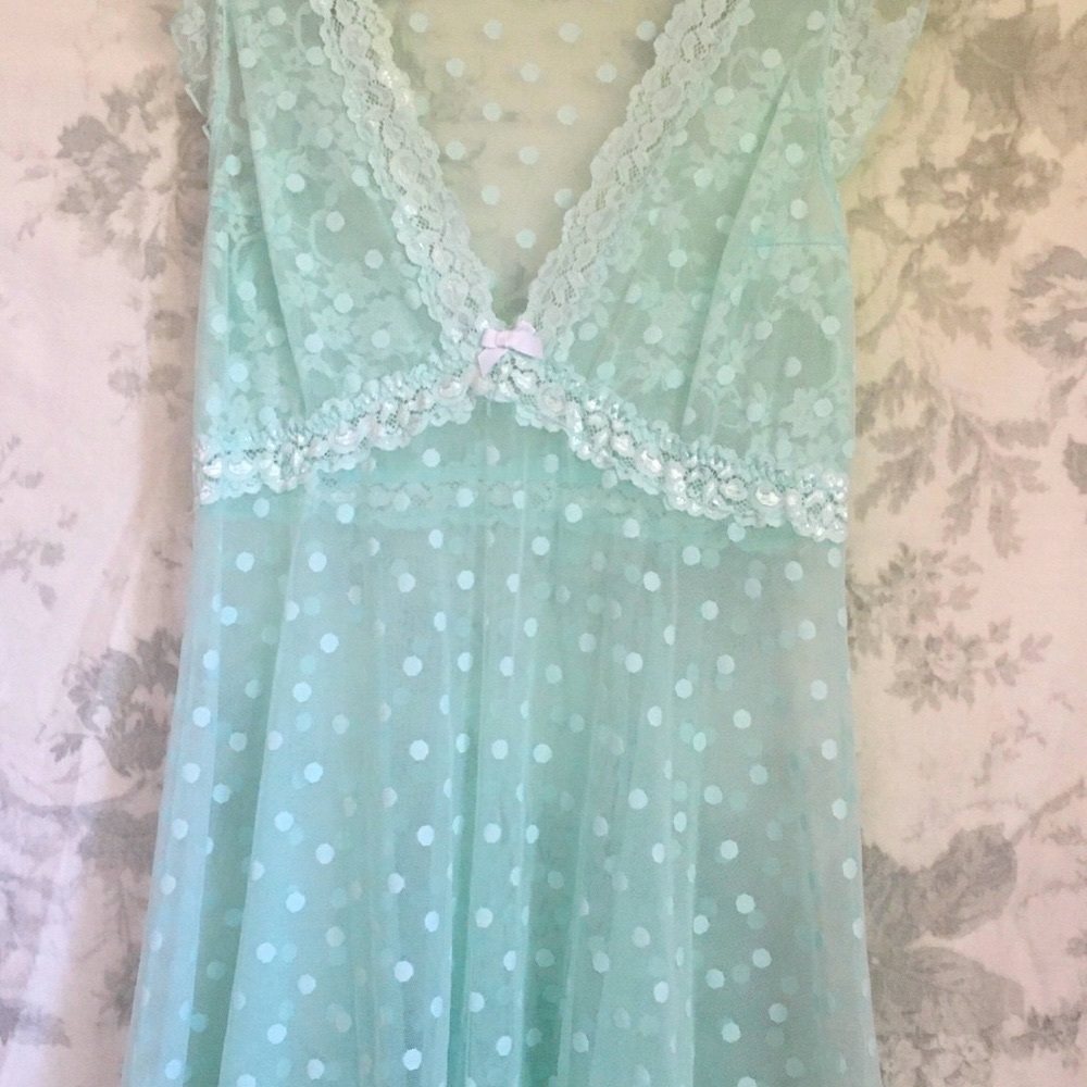 NWOT. Betsey Johnson Lingerie, Baby Blue, Medium